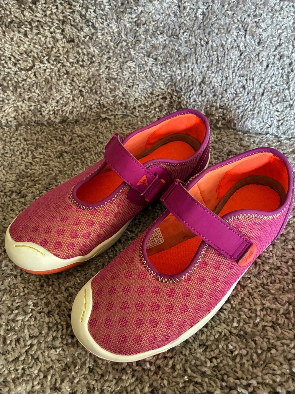 Plae Chloe Girl’s Festival Fuchsia Mary Jane Shoes size 3